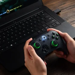 8Bitdo Ultimate 2C trådløs controller - Transparent Sort