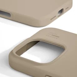 IDEAL OF SWEDEN Silikone MagSafe Cover - mobilcover til iPhone 16 Pro - Perfect Beige