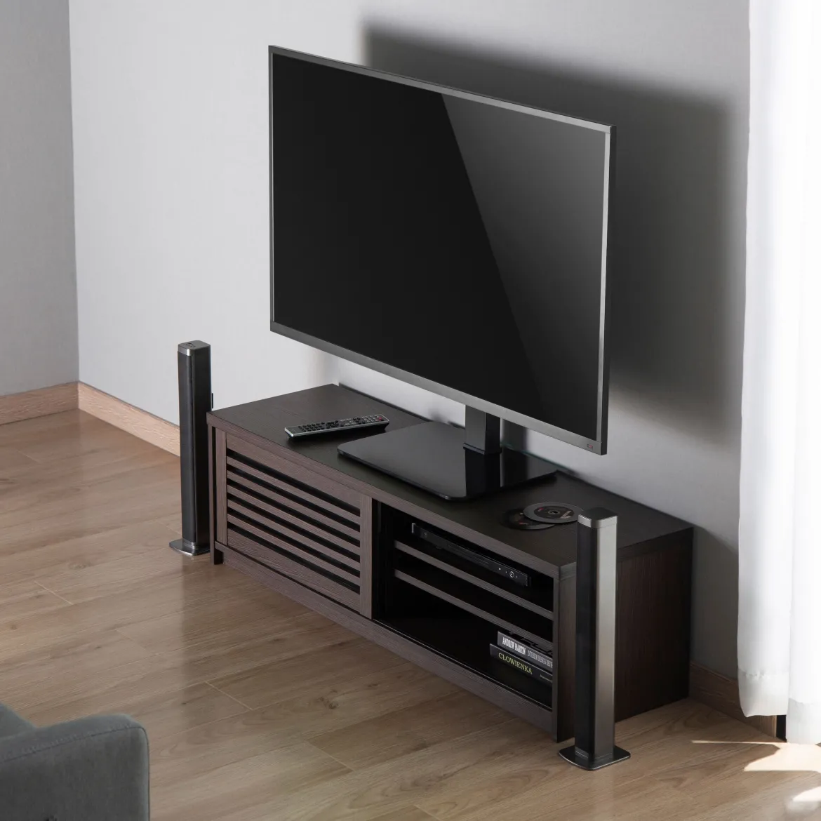 Luxorparts Bordstativ til TV 32-55"