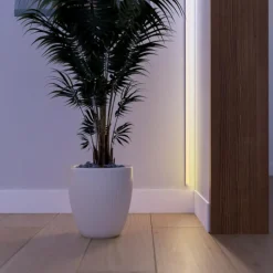 Philips Hue OmniGlow smart lyslist med fuld farveskala