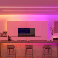Philips Hue OmniGlow smart lyslist med fuld farveskala