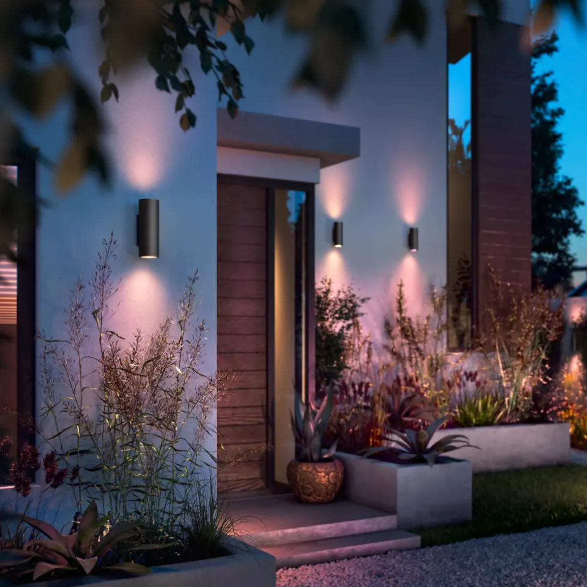 Philips Hue udendørs facadebelysning.