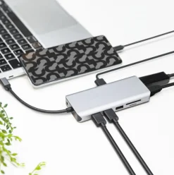 Plexgear USB-C Multiadapter - 100 W Passthrough - 12 porte