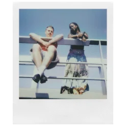 Polaroid Now Gen 3 Sort med film