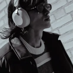 Sudio K2 Pro trådløse over-ear-høretelefoner med ANC, Hvid