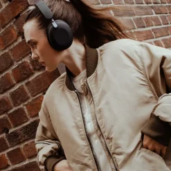 Sudio K2 Pro trådløse over-ear-høretelefoner med ANC, Sort
