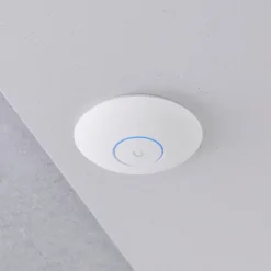 Ubiquiti Unifi U7 Pro adgangspunkt med Wifi 7